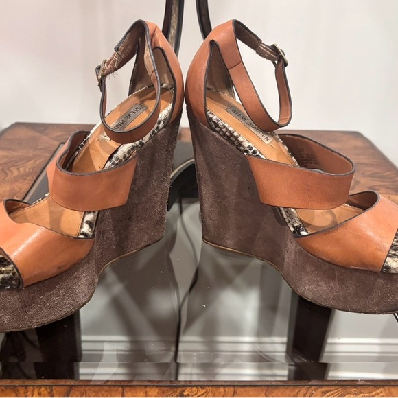 Steve Madden, leather python and suede platform - Picture 2 of 2